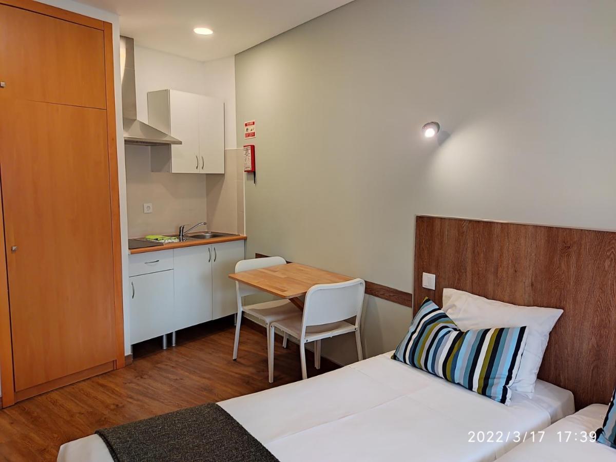 Casa de hóspedes Consolação Pedramar Atouguia Da Baleia